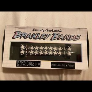 NIB “Hound” Braxley Band - small 42 & 44 mm watch